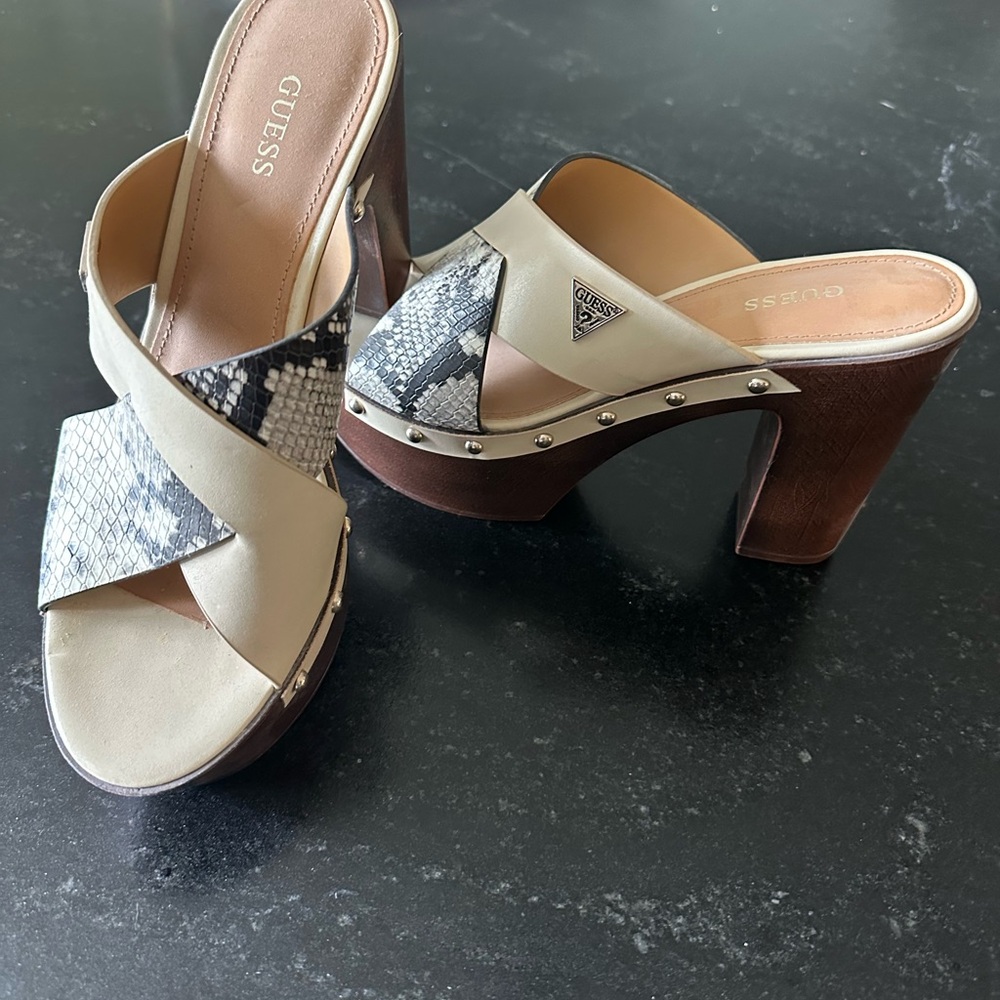 Guess Cream and Gray Platform Shoes with Exotic Print